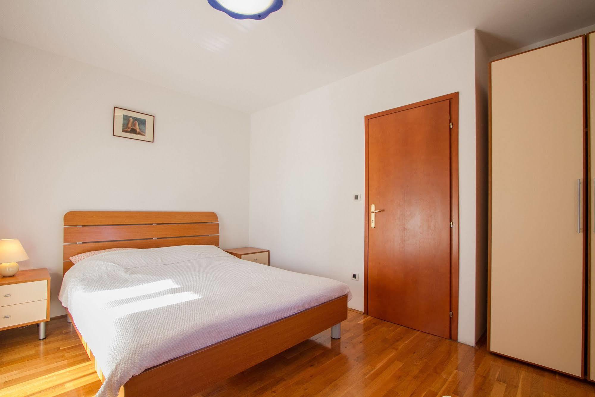 Apartments Villa Mara Rovinj Exterior foto